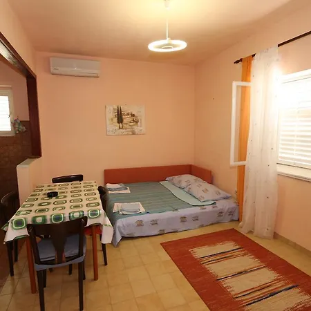 Apartments Antoneta Makarska Exterior photo
