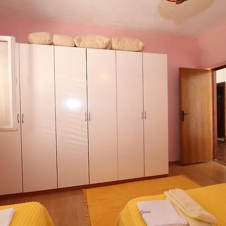 Apartments Antoneta Makarska Exterior photo
