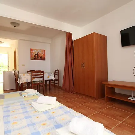 Apartments Antoneta Makarska Exterior photo
