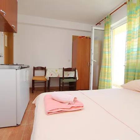 Apartments Antoneta Makarska Exterior photo