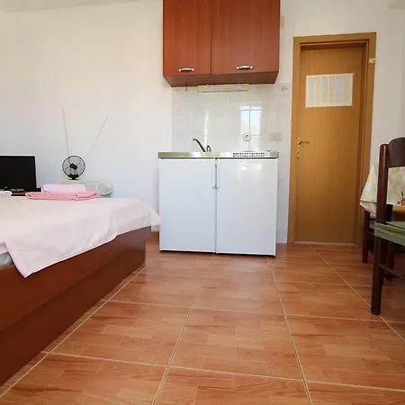 Apartments Antoneta Makarska Exterior photo