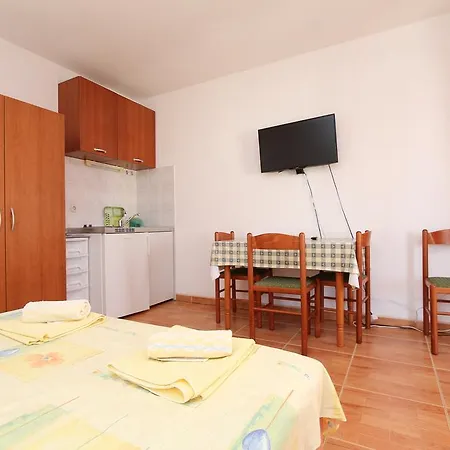 Apartments Antoneta Makarska Exterior photo